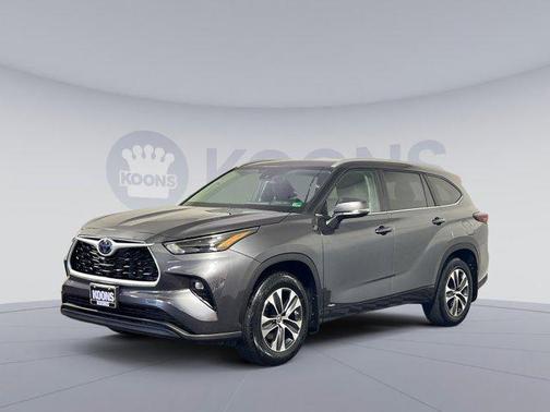 2024 Toyota Highlander Hybrid XLE