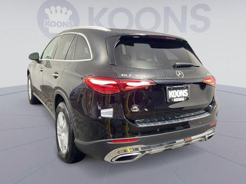 2023 Mercedes-Benz GLC 300 4MATIC