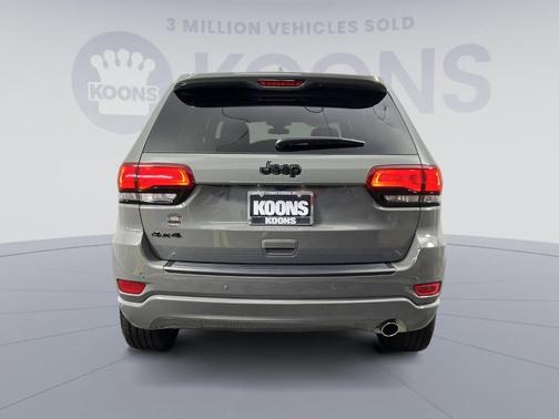 Photo 4 of 26 of 2021 Jeep Grand Cherokee Laredo X