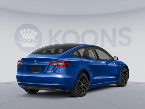 Deep Blue Metallic 2023 Tesla Model 3 Performance