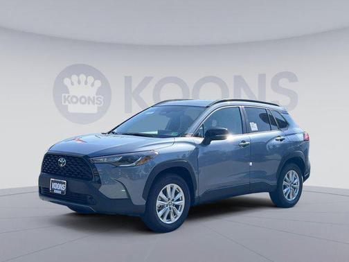 2025 Toyota Corolla Cross LE
