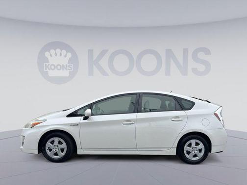 Blizzard Pearl 2011 Toyota Prius II