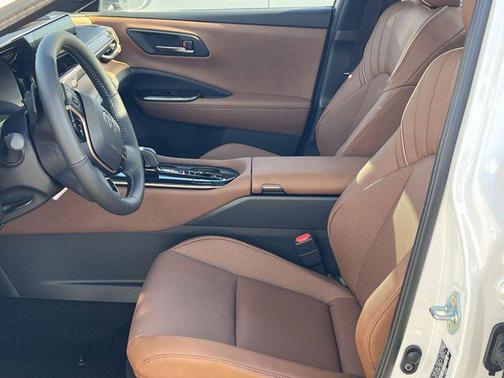 2025 Toyota Crown Signia Limited