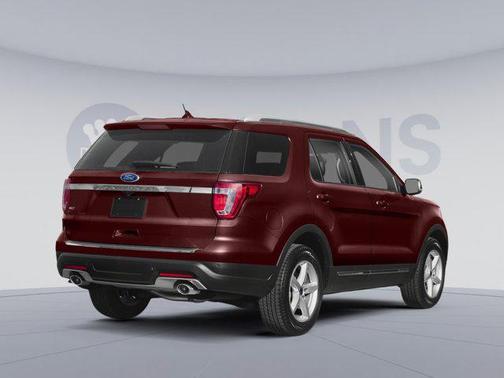 RUBY RED METALLIC TINTED CC 2019 Ford Explorer XLT