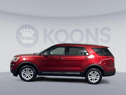 RUBY RED METALLIC TINTED CC 2019 Ford Explorer XLT