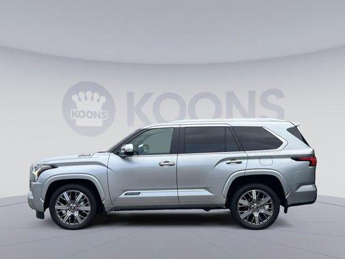 2025 Toyota Sequoia Base