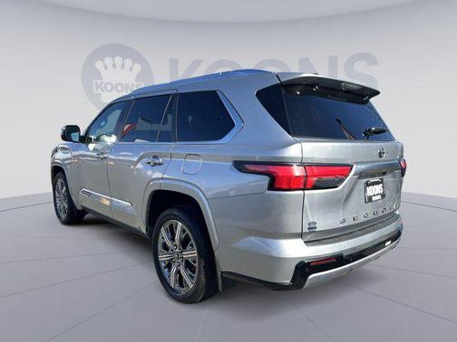 2025 Toyota Sequoia Base