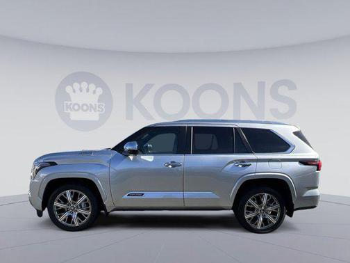2025 Toyota Sequoia Base