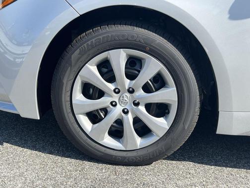 Classic Silver Metallic 2026 Toyota Corolla LE