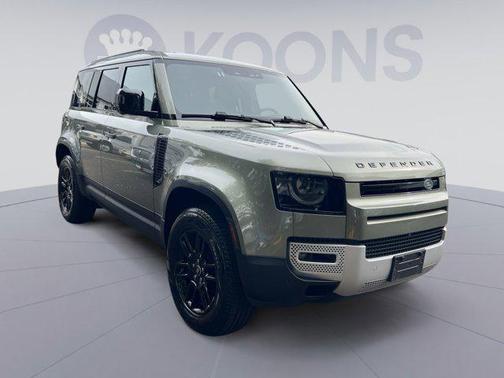 2025 Land Rover Defender 110 P300