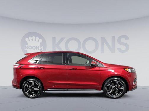 2020 Ford Edge ST