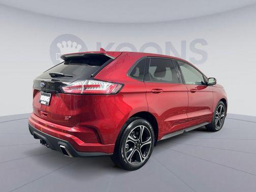 2020 Ford Edge ST