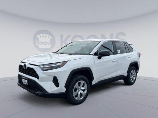2025 Toyota RAV4 LE