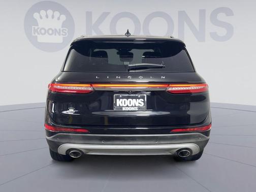 INFINITE BLACK MET CC 2022 Lincoln Corsair Standard