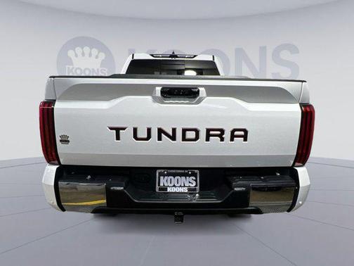 2022 Toyota Tundra SR5