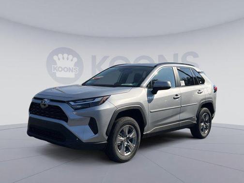 2025 Toyota RAV4 Hybrid XLE