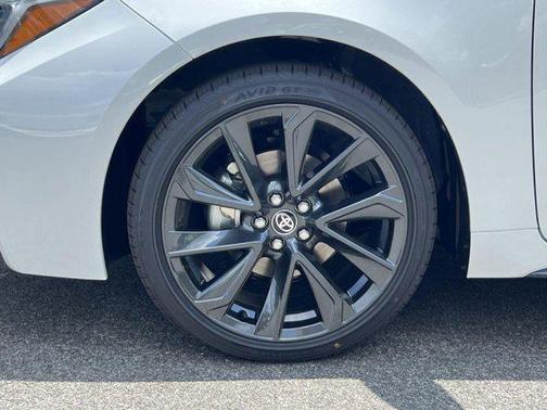 2025 Toyota Corolla Hybrid SE