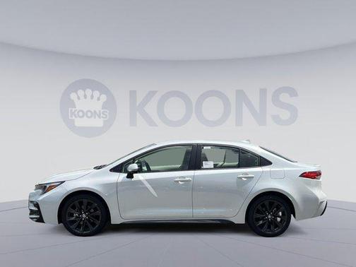 2025 Toyota Corolla Hybrid SE