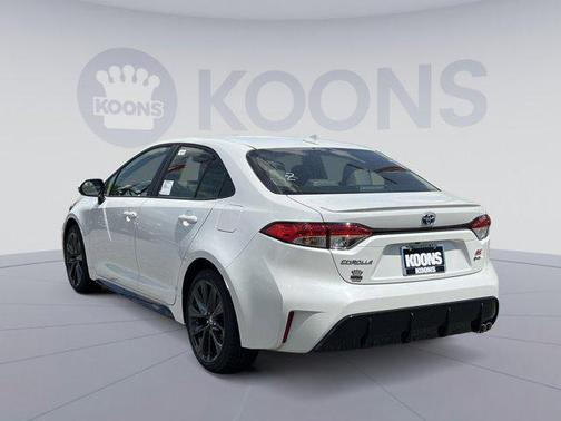 2025 Toyota Corolla Hybrid SE