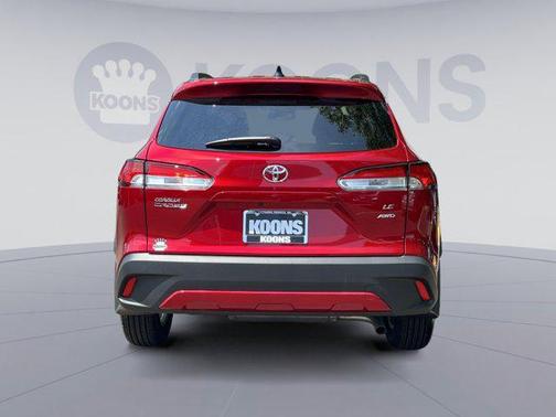 2025 Toyota Corolla Cross LE
