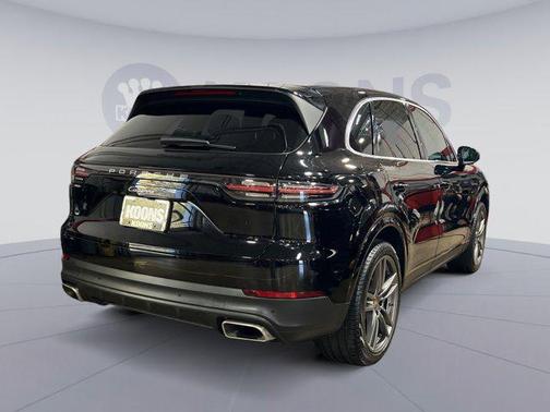 2022 Porsche Cayenne Cayenne