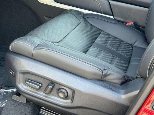 2025 Toyota Sequoia Base