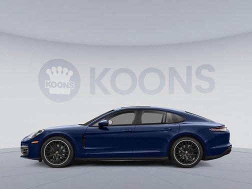 2022 Porsche Panamera 4