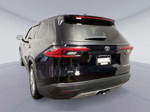 2024 Toyota Grand Highlander Platinum