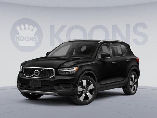2020 Volvo XC40 T4 Momentum