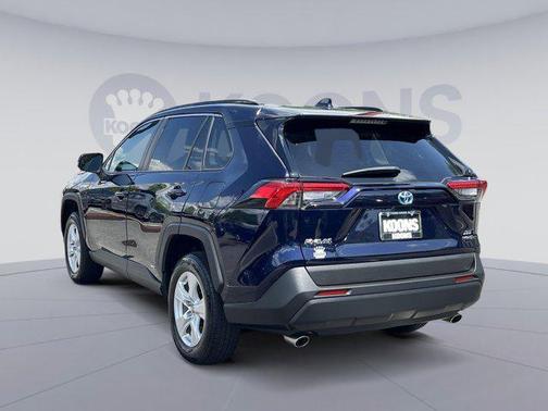 2020 Toyota RAV4 Hybrid XLE