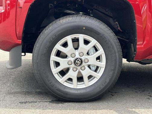 2025 Toyota Tacoma SR5
