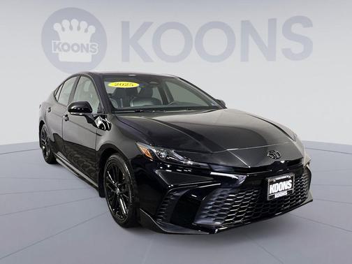 Midnight Black Metallic 2025 Toyota Camry LE