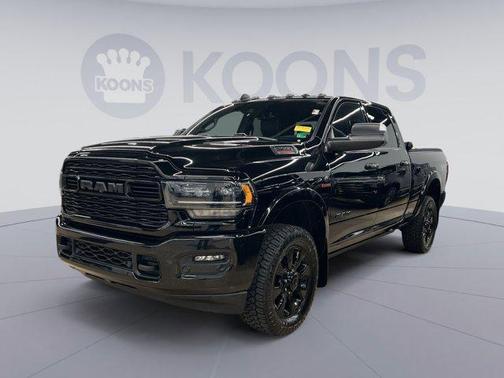 Diamond Black Crystal Pearlcoat 2021 RAM 2500 Limited Crew Cab 4x4 6'4' Box