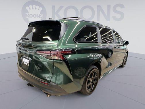 Cypress 2025 Toyota Sienna Woodland Edition