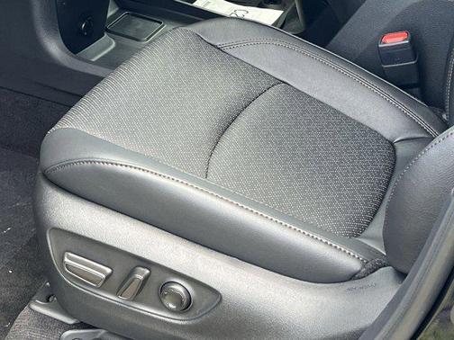 2025 Toyota Sienna Platinum 7 Passenger