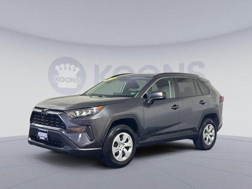 2020 Toyota RAV4 LE