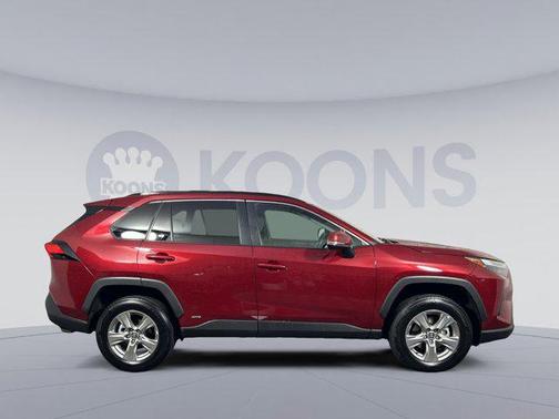 2024 Toyota RAV4 Hybrid XLE