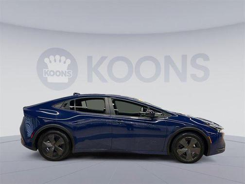 2023 Toyota Prius LE