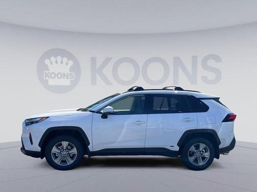 2025 Toyota RAV4 Hybrid XLE
