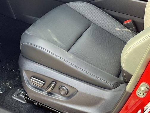 2025 Toyota Crown Signia Limited