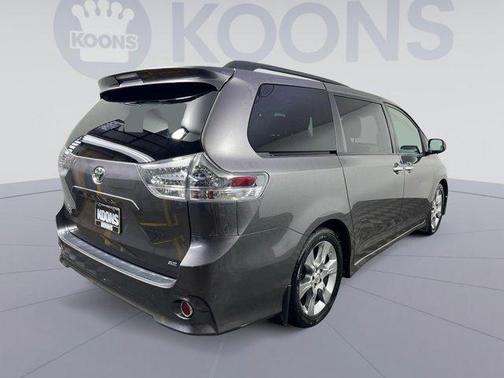 2014 Toyota Sienna SE