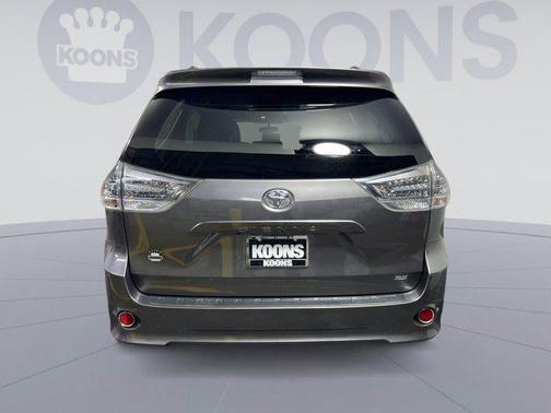2014 Toyota Sienna SE