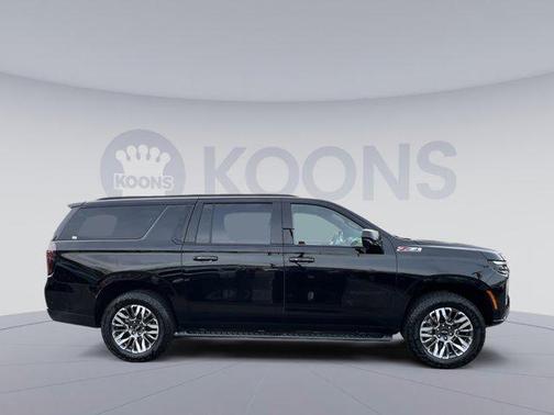 2025 Chevrolet Suburban 4WD Z71