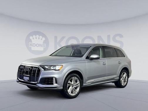 2023 Audi Q7 55 Premium Plus