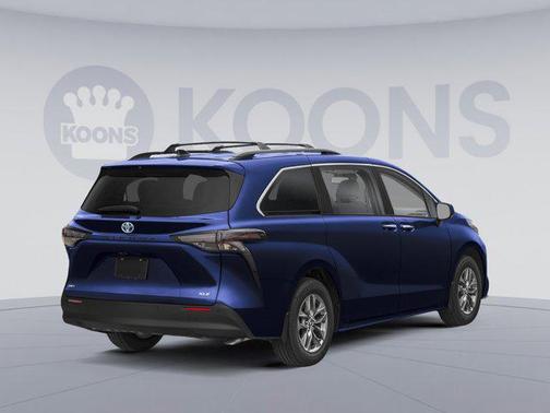 2026 Toyota Sienna XLE