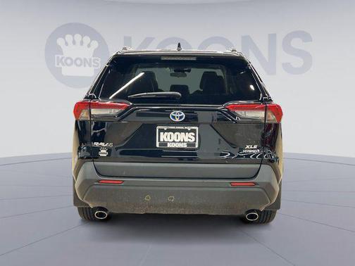 2021 Toyota RAV4 Hybrid XLE Premium