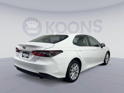 Ice Cap 2023 Toyota Camry LE