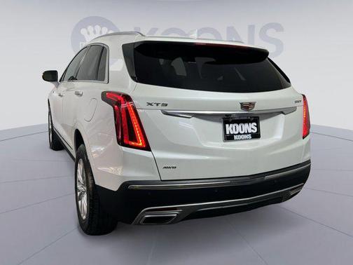 2022 Cadillac XT5 Premium Luxury