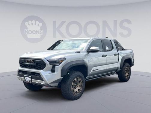 2025 Toyota Tacoma Hybrid Trailhunter