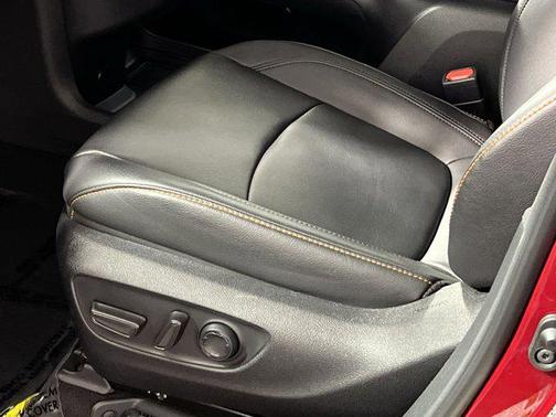 2022 Toyota Sienna XSE 7 Passenger